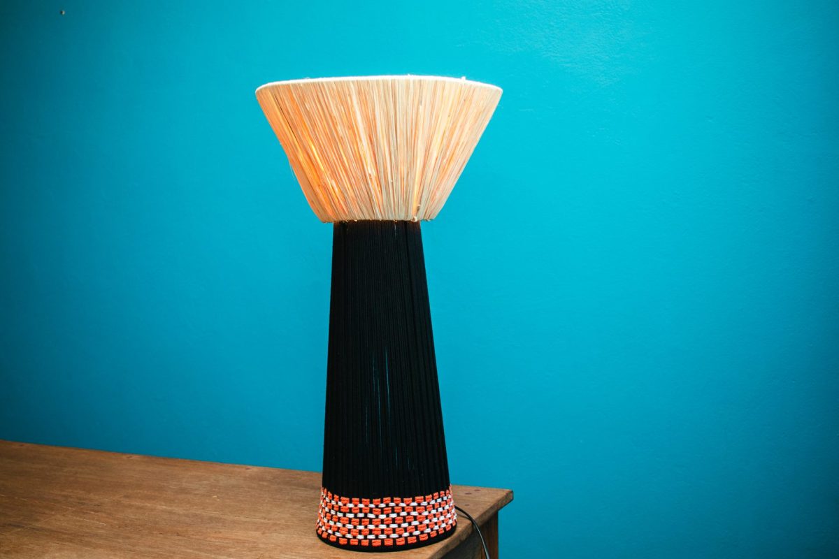 iovry flare table lamp